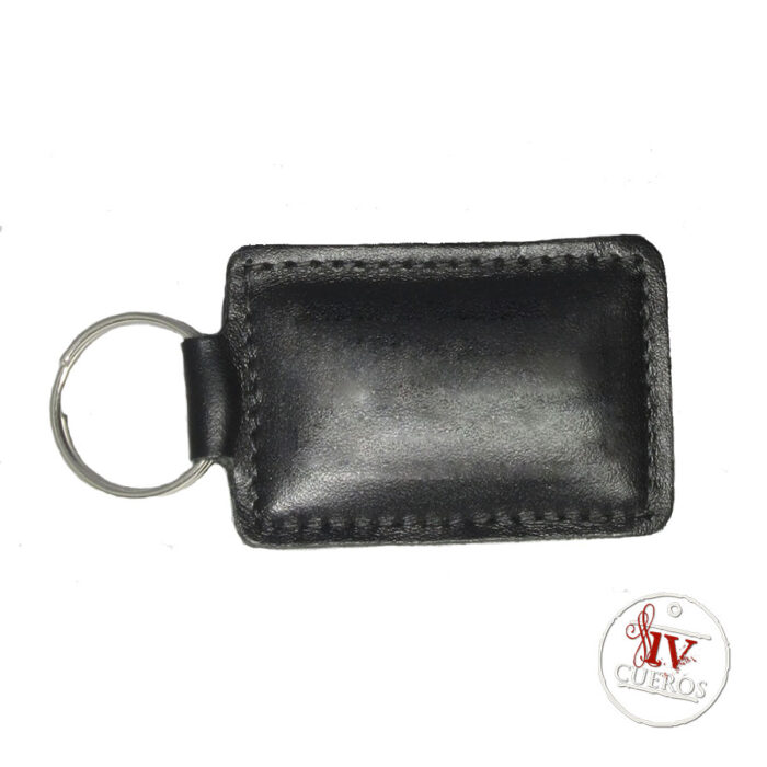 Llavero cuadrado con relieve